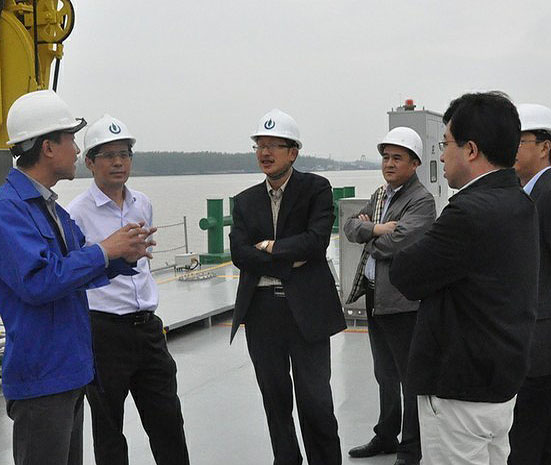 海企技術與海企倉儲開展群眾路線教育實踐“結對共建”活動